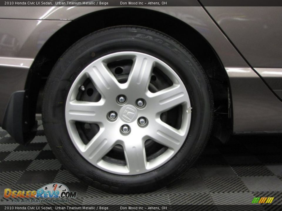2010 Honda Civic LX Sedan Urban Titanium Metallic / Beige Photo #26