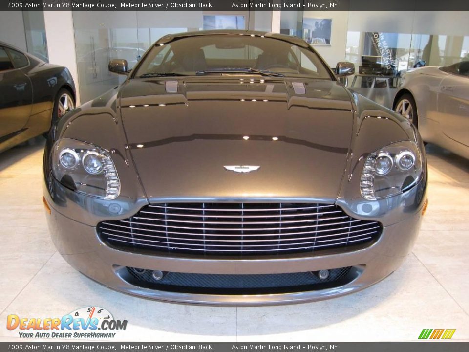 2009 Aston Martin V8 Vantage Coupe Meteorite Silver / Obsidian Black Photo #2