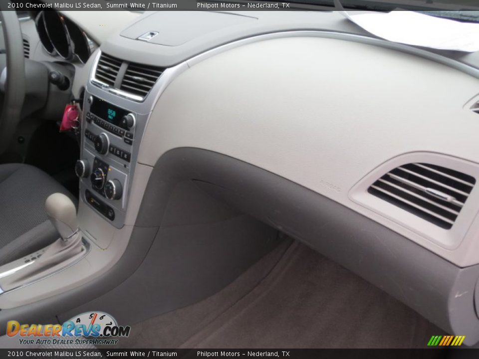 2010 Chevrolet Malibu LS Sedan Summit White / Titanium Photo #25