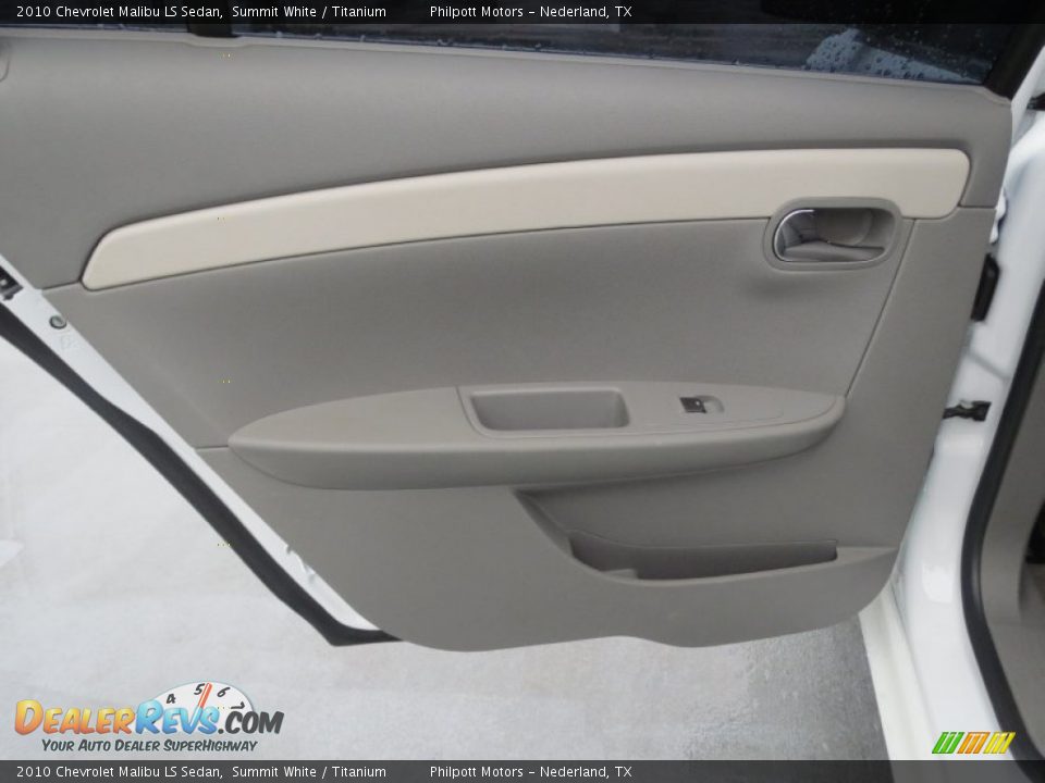 2010 Chevrolet Malibu LS Sedan Summit White / Titanium Photo #30