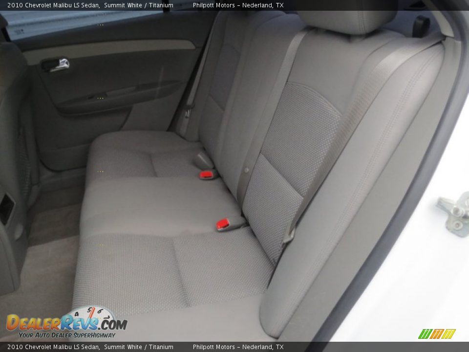 2010 Chevrolet Malibu LS Sedan Summit White / Titanium Photo #31