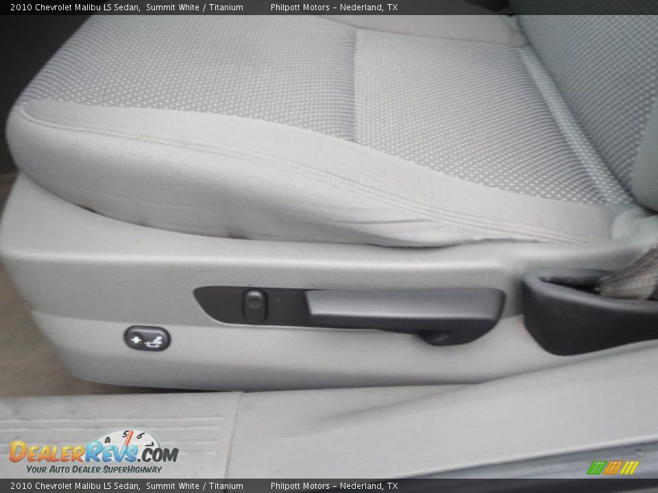 2010 Chevrolet Malibu LS Sedan Summit White / Titanium Photo #35