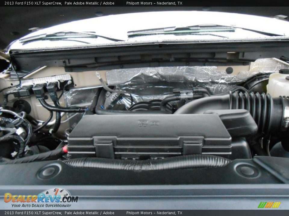 2013 Ford F150 XLT SuperCrew Pale Adobe Metallic / Adobe Photo #18