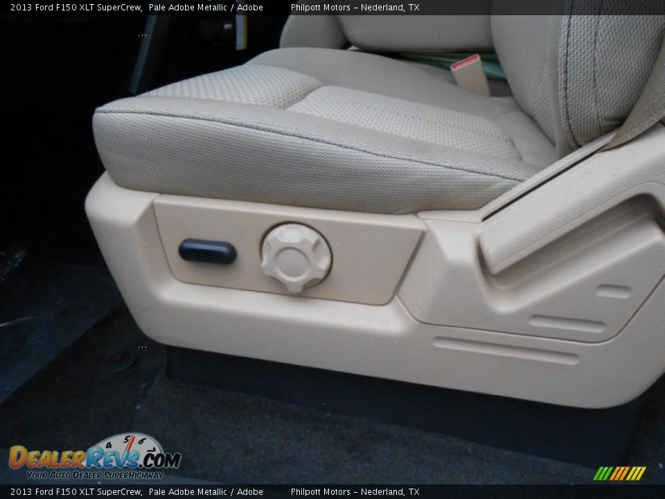 2013 Ford F150 XLT SuperCrew Pale Adobe Metallic / Adobe Photo #25