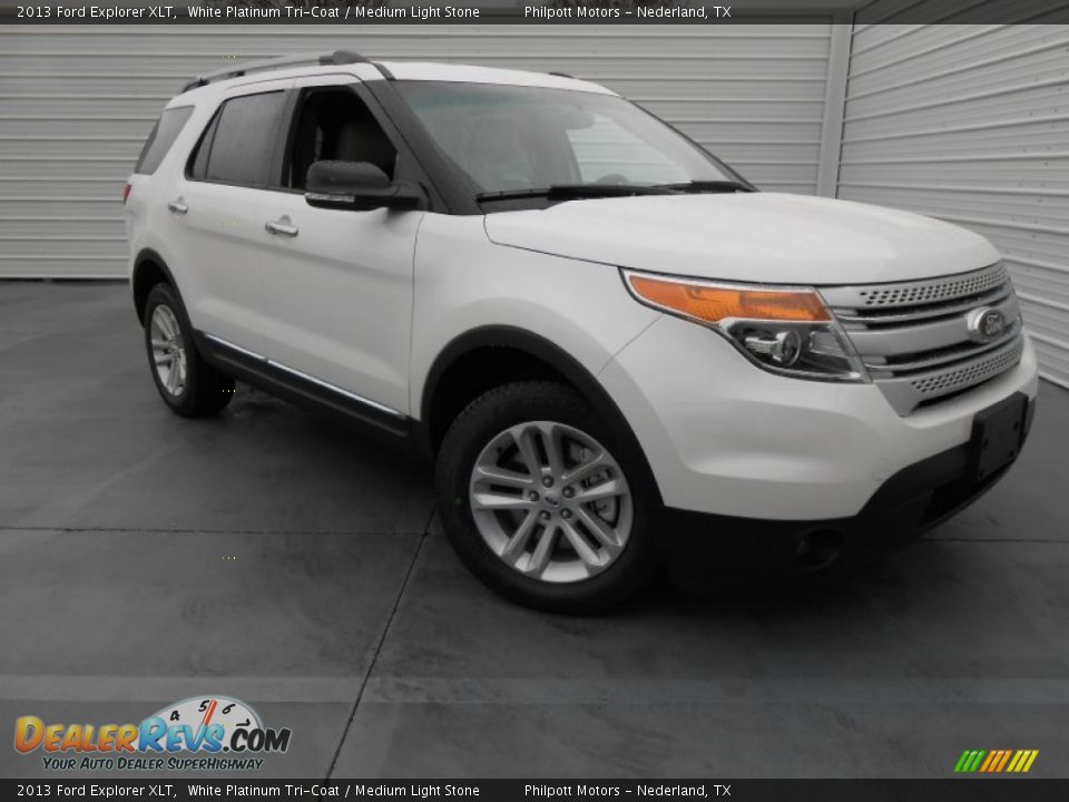 2013 Ford Explorer XLT White Platinum Tri-Coat / Medium Light Stone Photo #1