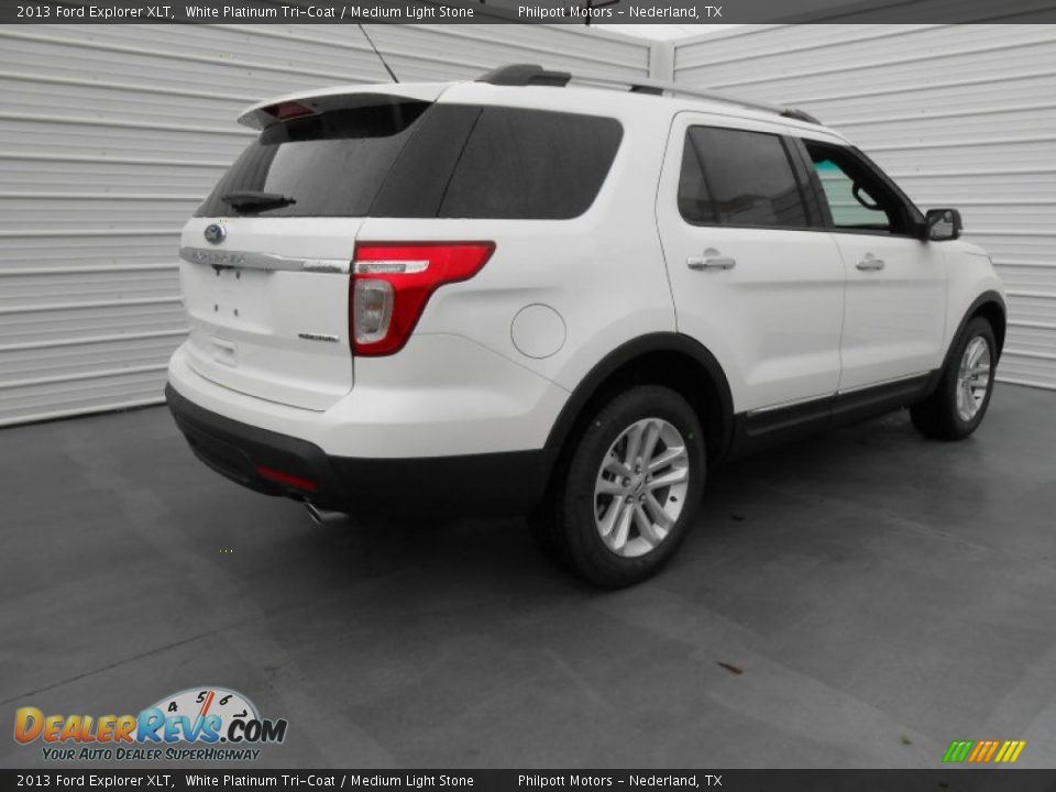 2013 Ford Explorer XLT White Platinum Tri-Coat / Medium Light Stone Photo #3