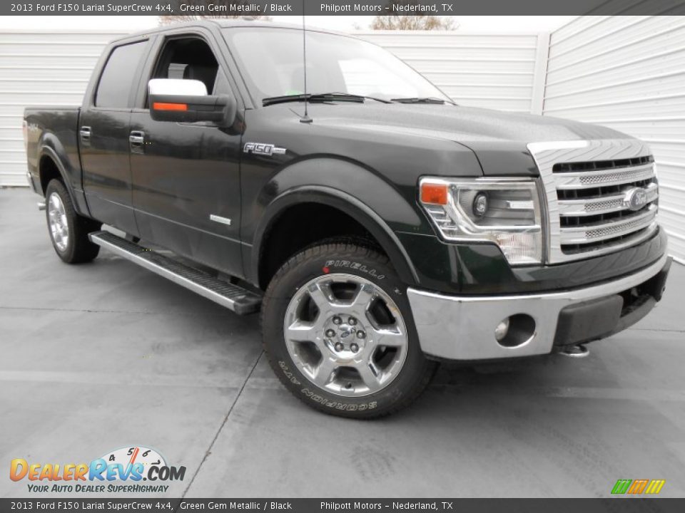Front 3/4 View of 2013 Ford F150 Lariat SuperCrew 4x4 Photo #1