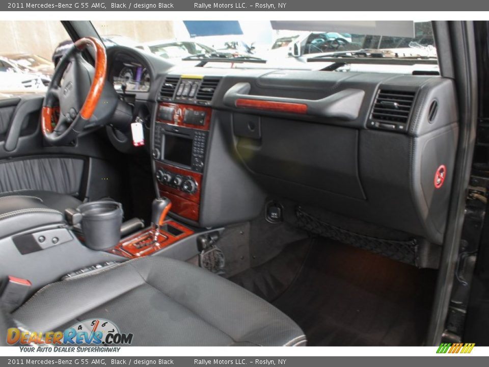 Dashboard of 2011 Mercedes-Benz G 55 AMG Photo #5