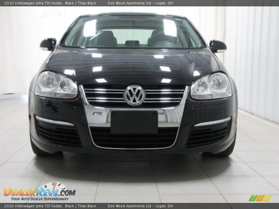 2010 Volkswagen Jetta TDI Sedan Black / Titan Black Photo #2