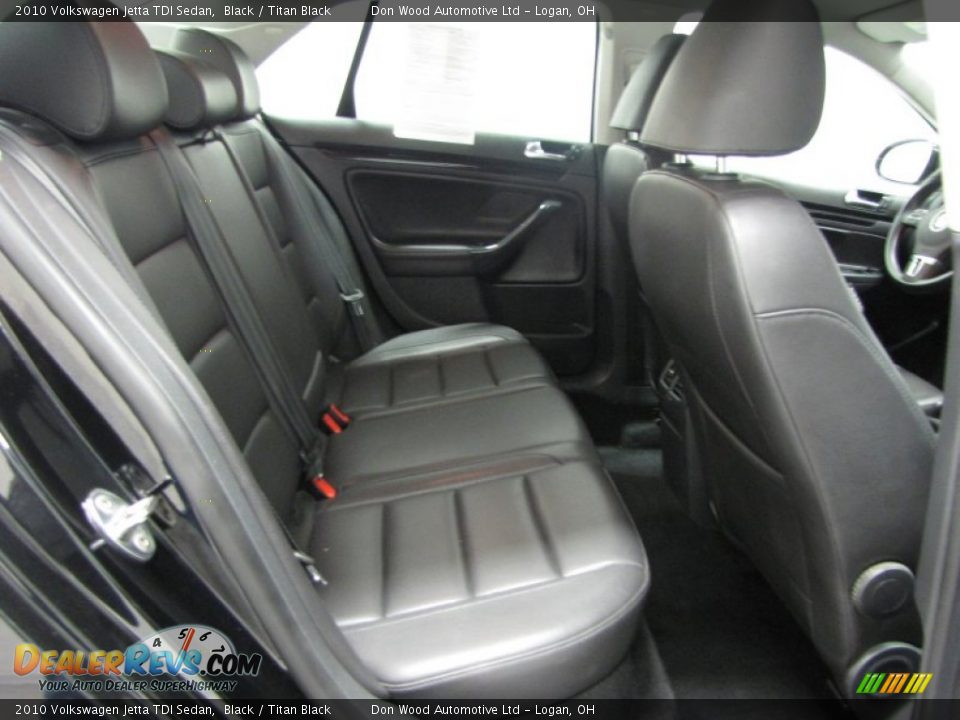 2010 Volkswagen Jetta TDI Sedan Black / Titan Black Photo #7