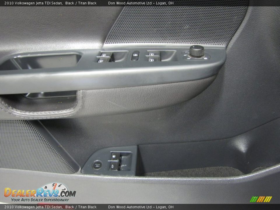 2010 Volkswagen Jetta TDI Sedan Black / Titan Black Photo #10