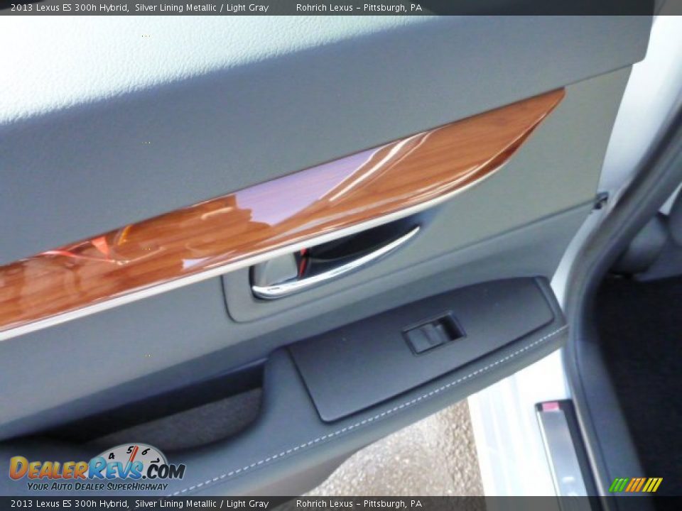 2013 Lexus ES 300h Hybrid Silver Lining Metallic / Light Gray Photo #12