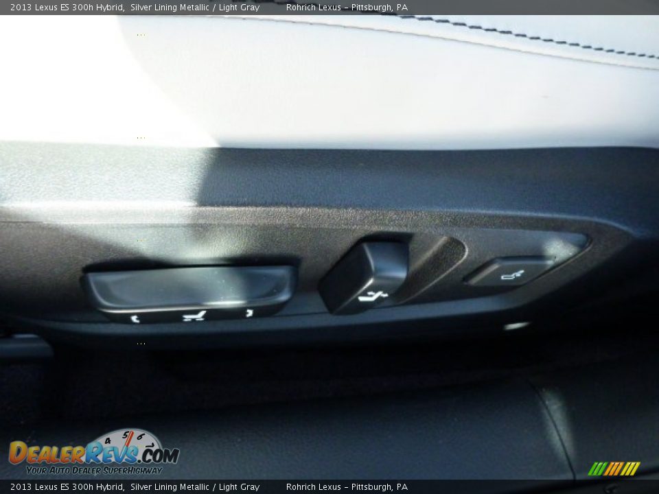2013 Lexus ES 300h Hybrid Silver Lining Metallic / Light Gray Photo #15