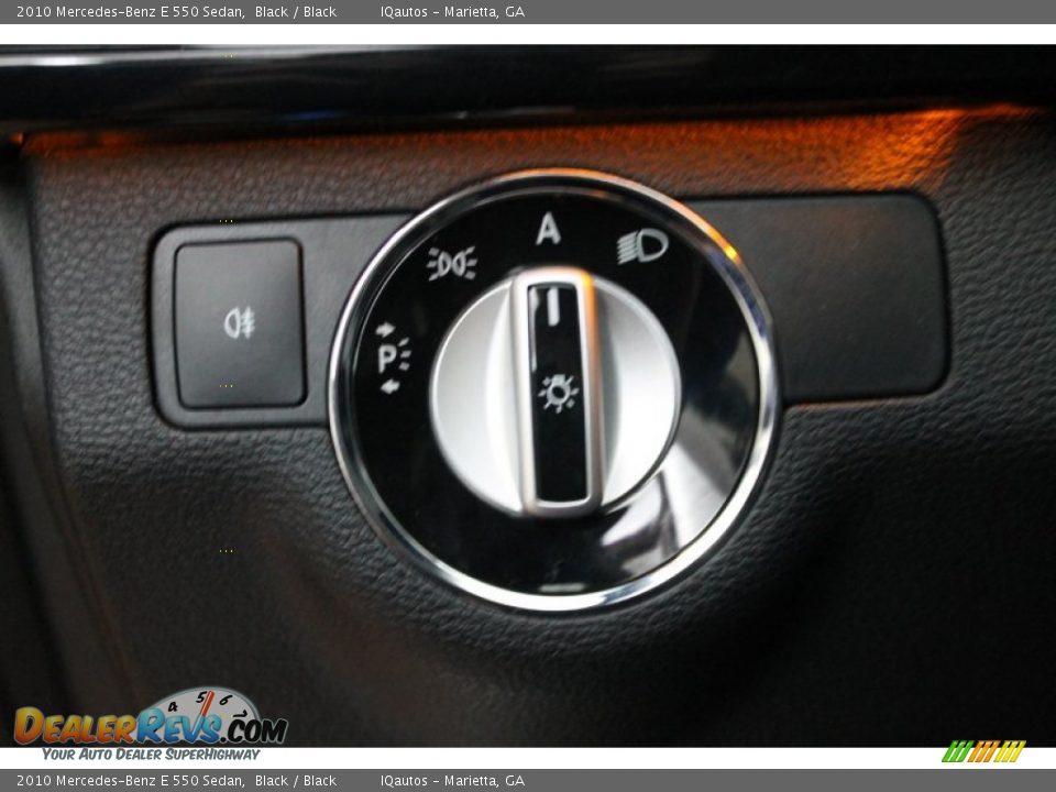 2010 Mercedes-Benz E 550 Sedan Black / Black Photo #17