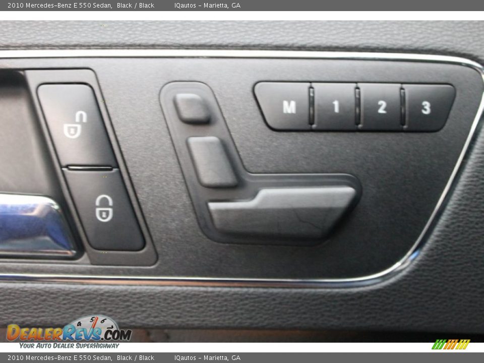 2010 Mercedes-Benz E 550 Sedan Black / Black Photo #23