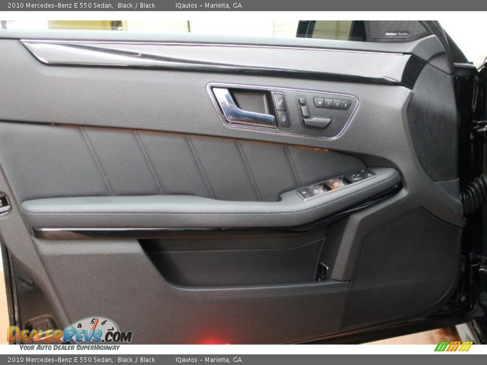 2010 Mercedes-Benz E 550 Sedan Black / Black Photo #27