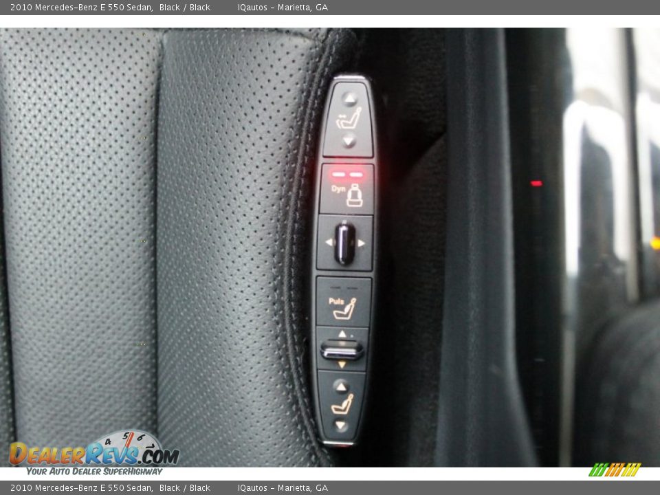 Controls of 2010 Mercedes-Benz E 550 Sedan Photo #32