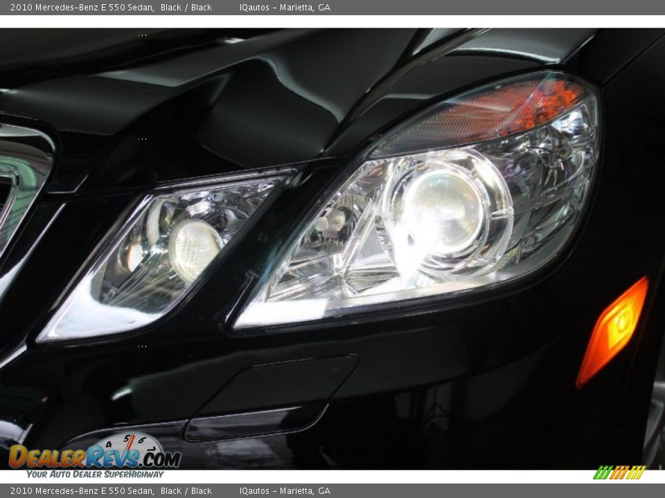 2010 Mercedes-Benz E 550 Sedan Black / Black Photo #35