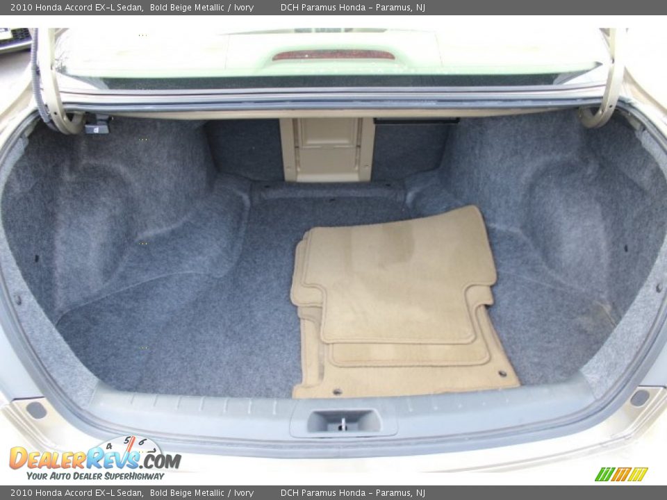 2010 Honda Accord EX-L Sedan Trunk Photo #19