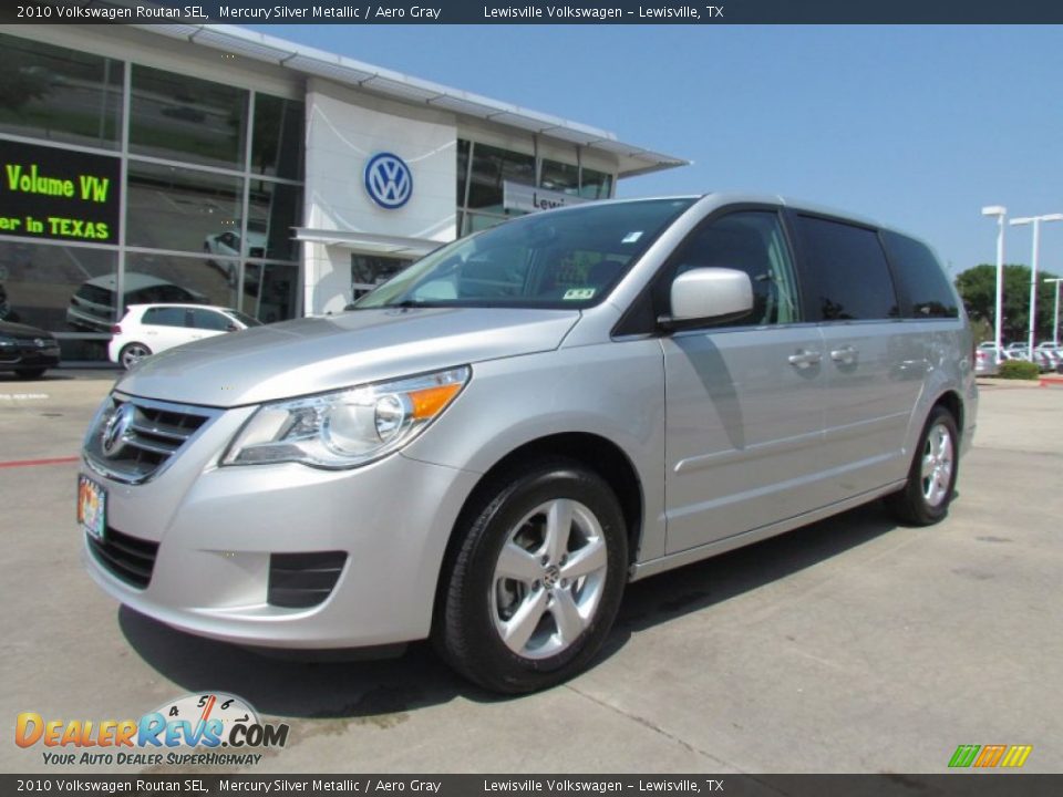 2010 Volkswagen Routan SEL Mercury Silver Metallic / Aero Gray Photo #1