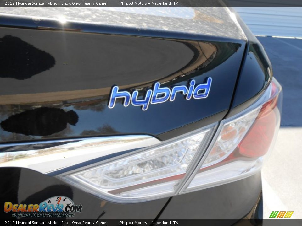 2012 Hyundai Sonata Hybrid Black Onyx Pearl / Camel Photo #7