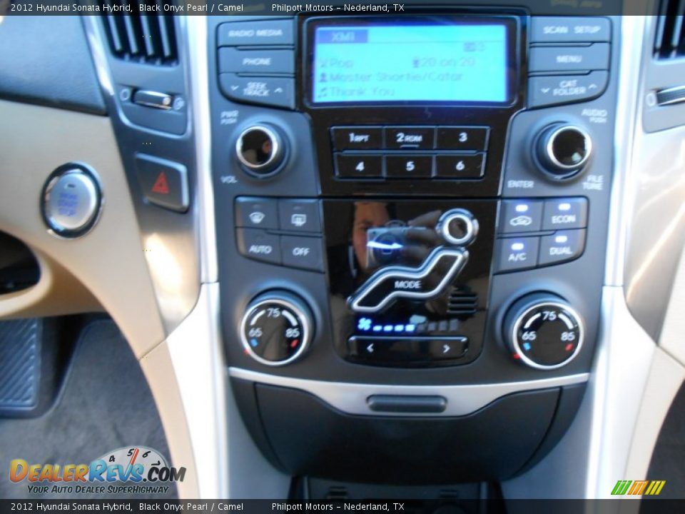 2012 Hyundai Sonata Hybrid Black Onyx Pearl / Camel Photo #30