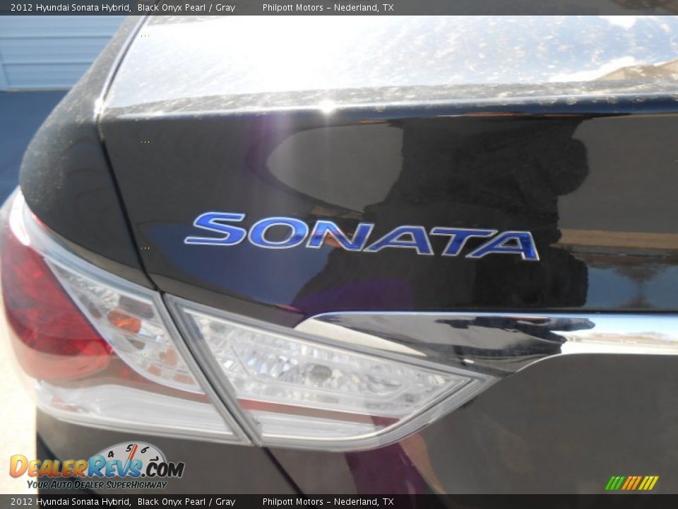 2012 Hyundai Sonata Hybrid Black Onyx Pearl / Gray Photo #6