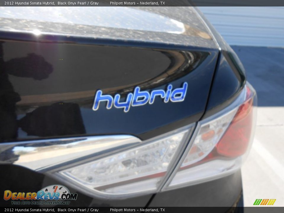 2012 Hyundai Sonata Hybrid Black Onyx Pearl / Gray Photo #7