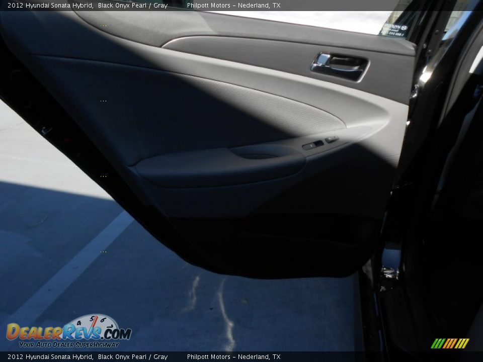 2012 Hyundai Sonata Hybrid Black Onyx Pearl / Gray Photo #20