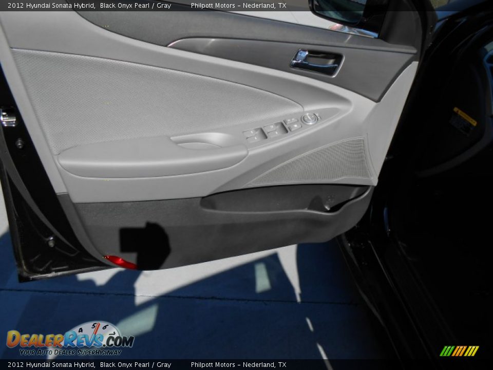 2012 Hyundai Sonata Hybrid Black Onyx Pearl / Gray Photo #23