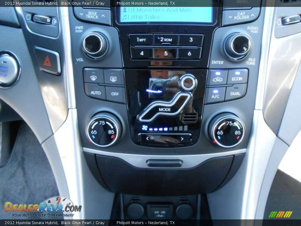 2012 Hyundai Sonata Hybrid Black Onyx Pearl / Gray Photo #30