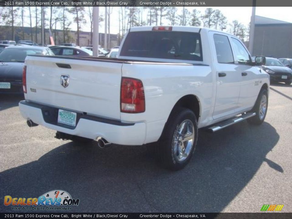 2013 Ram 1500 Express Crew Cab Bright White / Black/Diesel Gray Photo #3