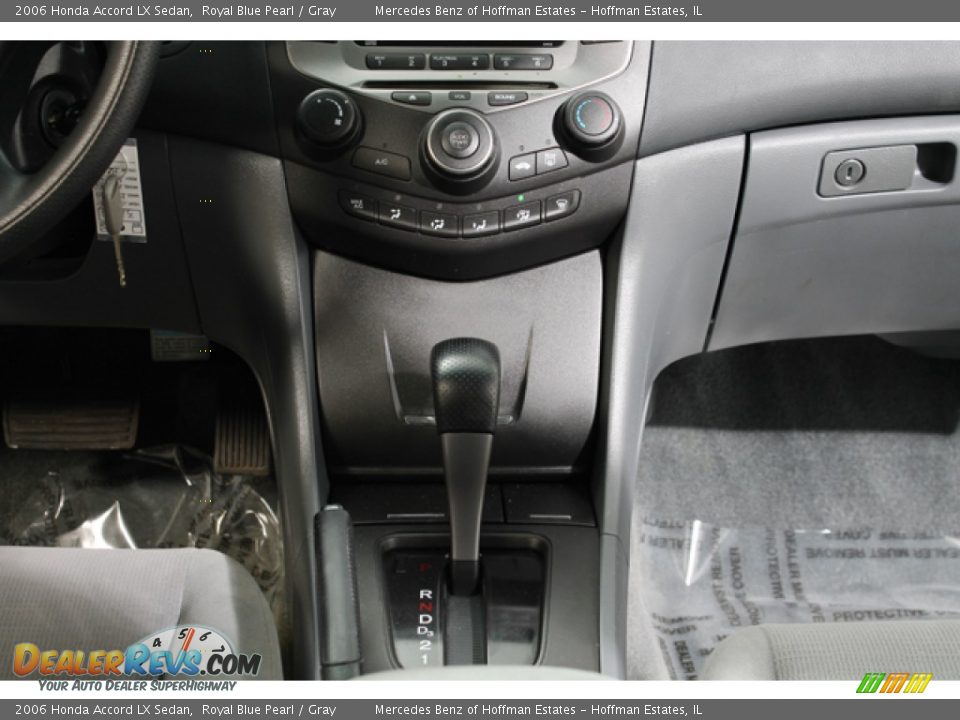 2006 Honda Accord LX Sedan Royal Blue Pearl / Gray Photo #11