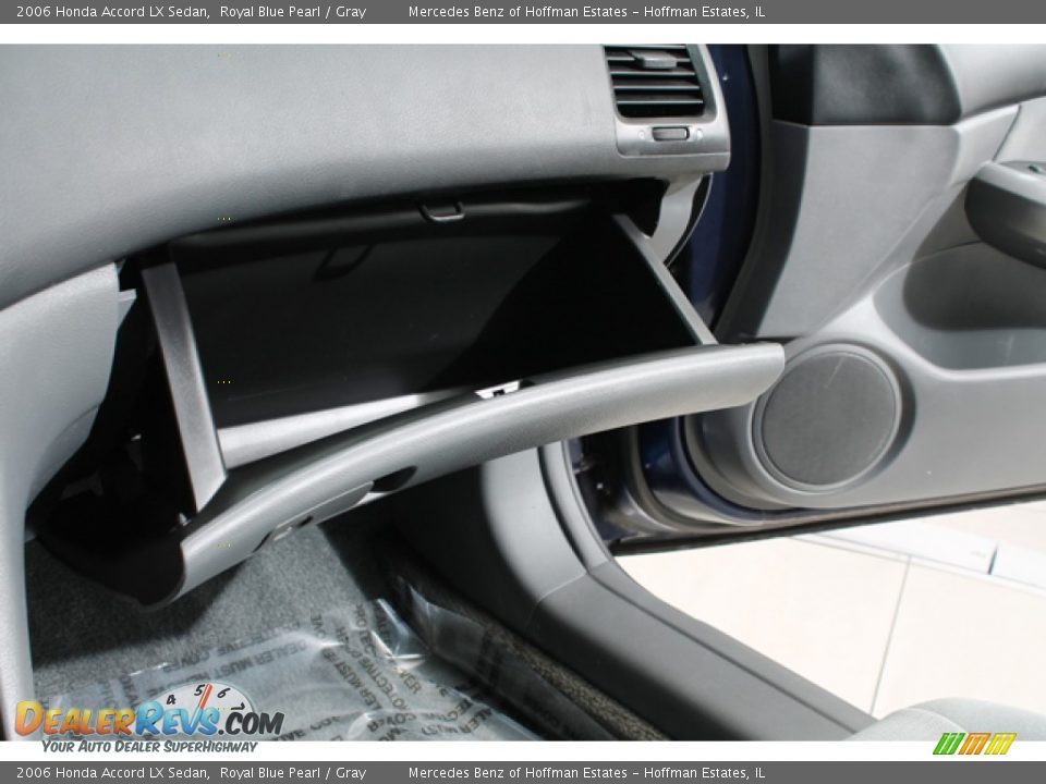 2006 Honda Accord LX Sedan Royal Blue Pearl / Gray Photo #21