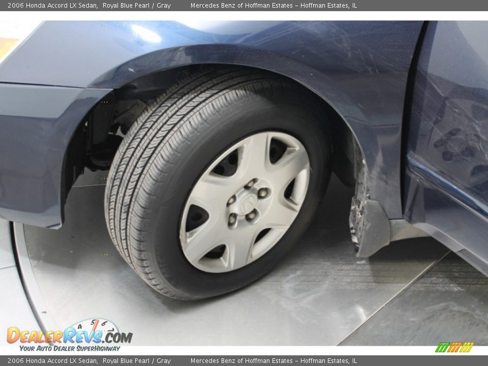 2006 Honda Accord LX Sedan Royal Blue Pearl / Gray Photo #25