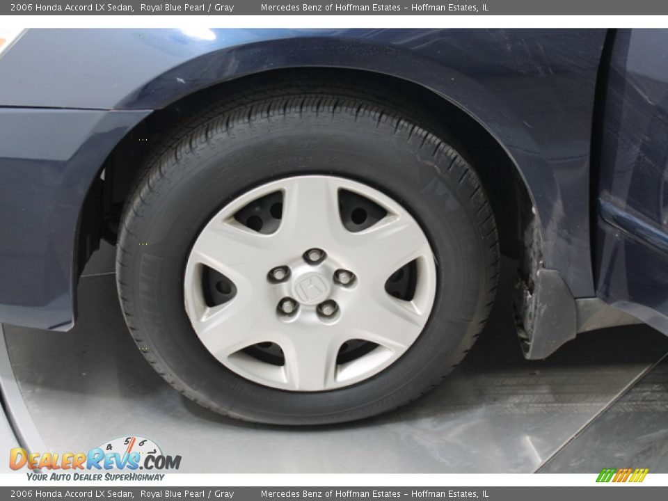 2006 Honda Accord LX Sedan Royal Blue Pearl / Gray Photo #26