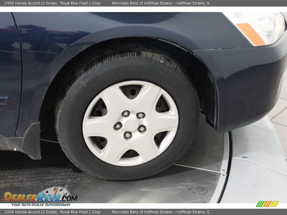 2006 Honda Accord LX Sedan Royal Blue Pearl / Gray Photo #29
