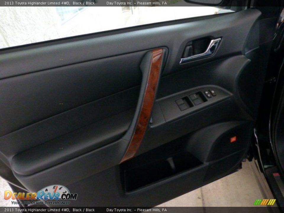 2013 Toyota Highlander Limited 4WD Black / Black Photo #16