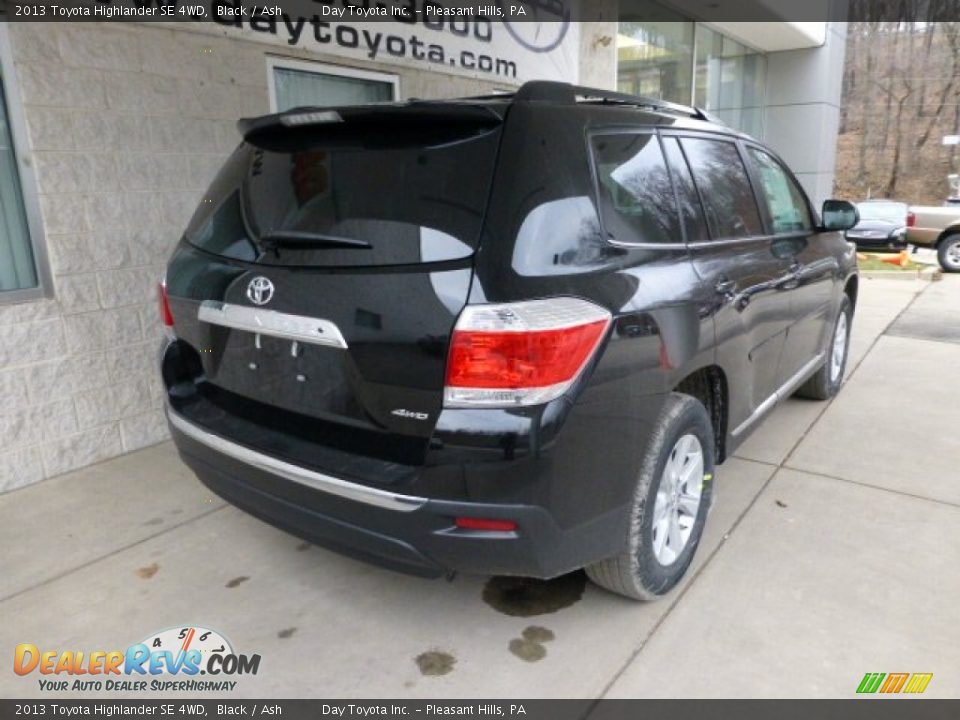 2013 Toyota Highlander SE 4WD Black / Ash Photo #2