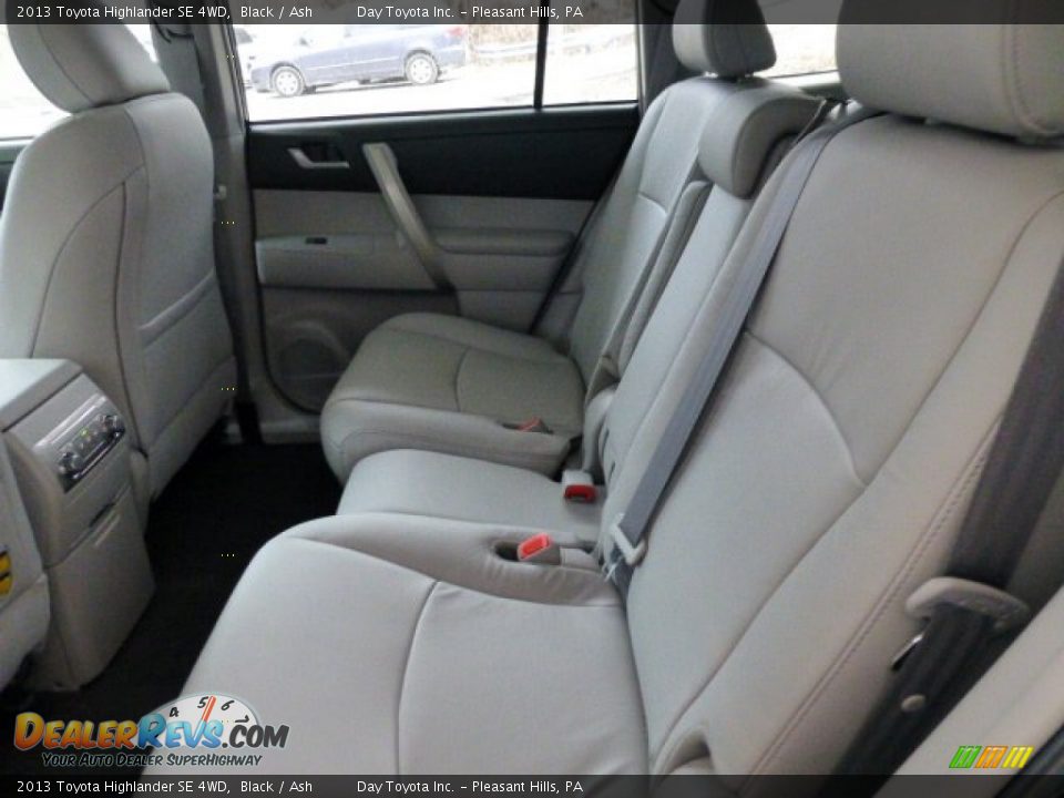 2013 Toyota Highlander SE 4WD Black / Ash Photo #14