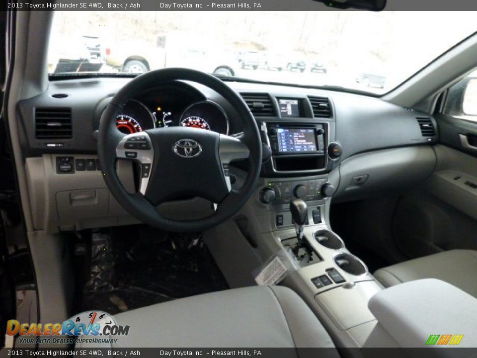 2013 Toyota Highlander SE 4WD Black / Ash Photo #15