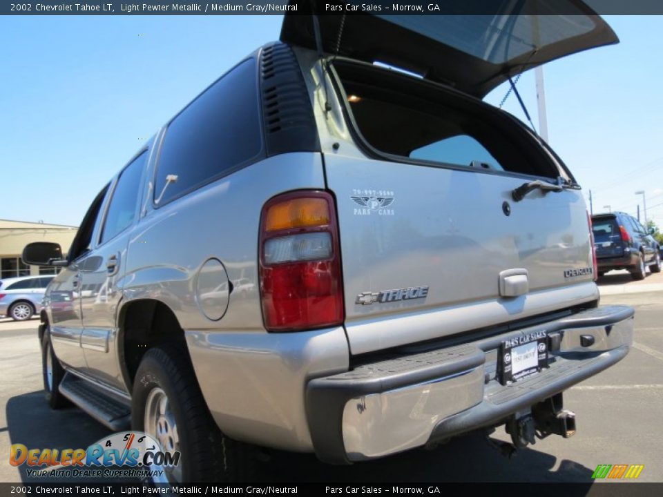 2002 Chevrolet Tahoe LT Light Pewter Metallic / Medium Gray/Neutral Photo #9