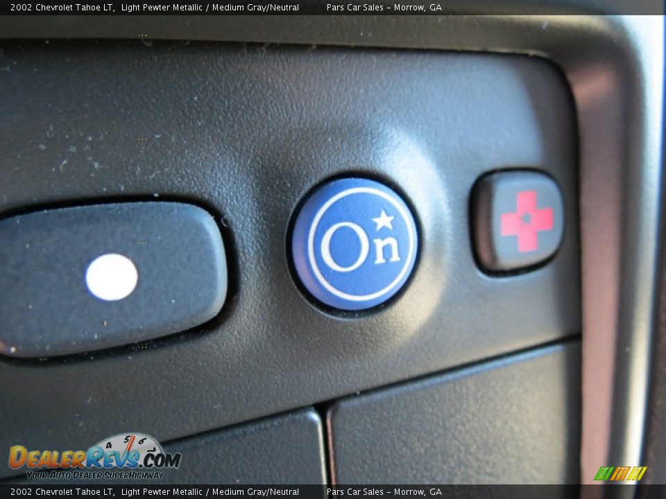 2002 Chevrolet Tahoe LT Light Pewter Metallic / Medium Gray/Neutral Photo #15