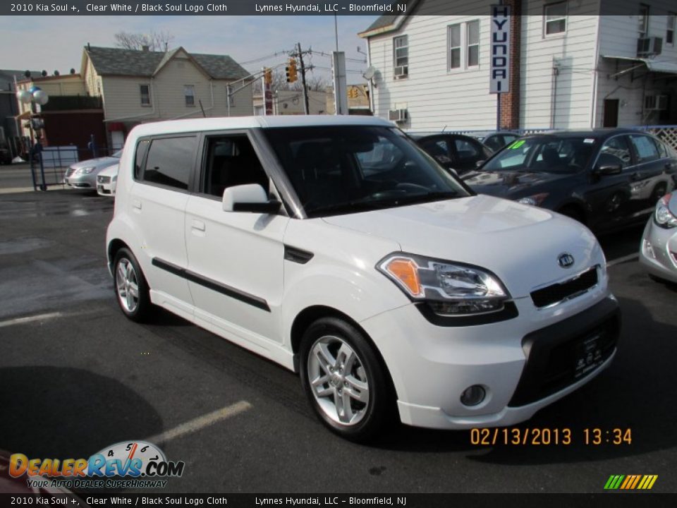 2010 Kia Soul + Clear White / Black Soul Logo Cloth Photo #2