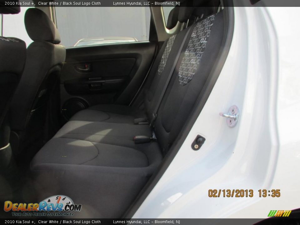 2010 Kia Soul + Clear White / Black Soul Logo Cloth Photo #6