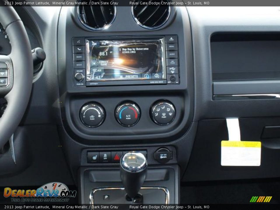 2013 Jeep Patriot Latitude Mineral Gray Metallic / Dark Slate Gray Photo #6