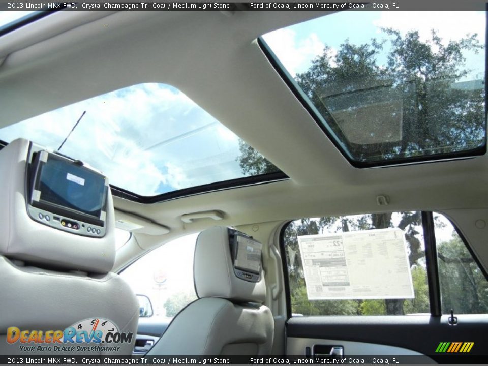 2013 Lincoln MKX FWD Crystal Champagne Tri-Coat / Medium Light Stone Photo #7