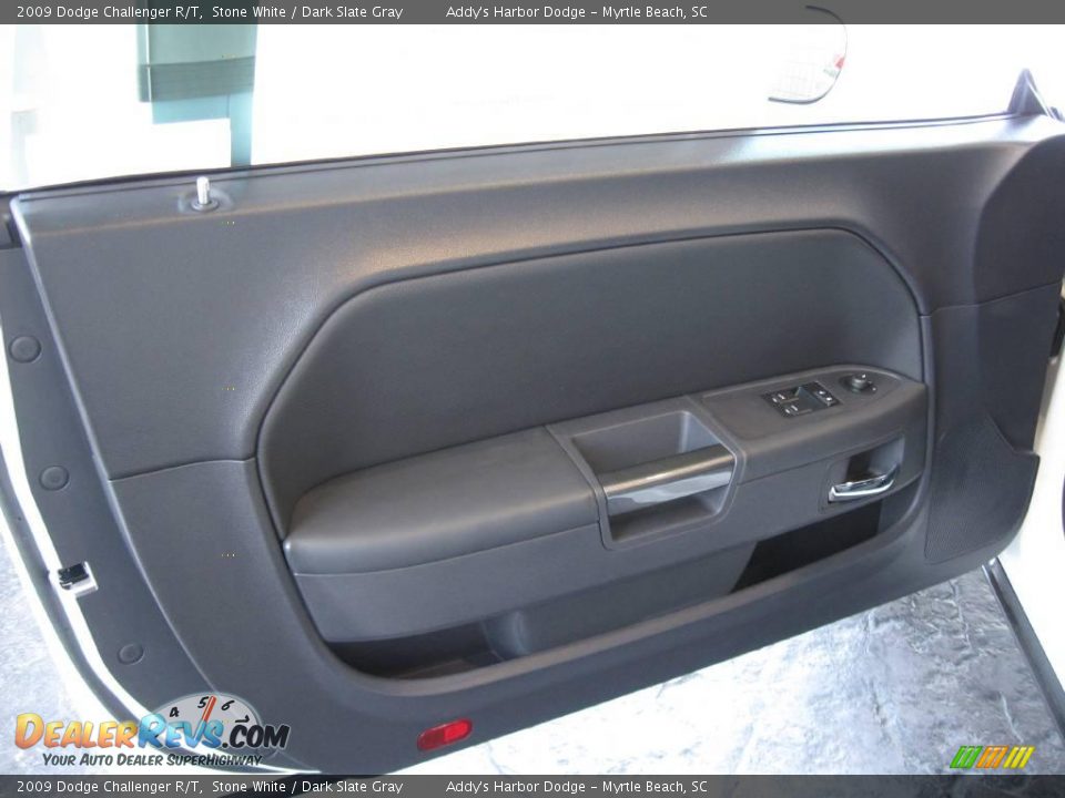 2009 Dodge Challenger R/T Stone White / Dark Slate Gray Photo #5
