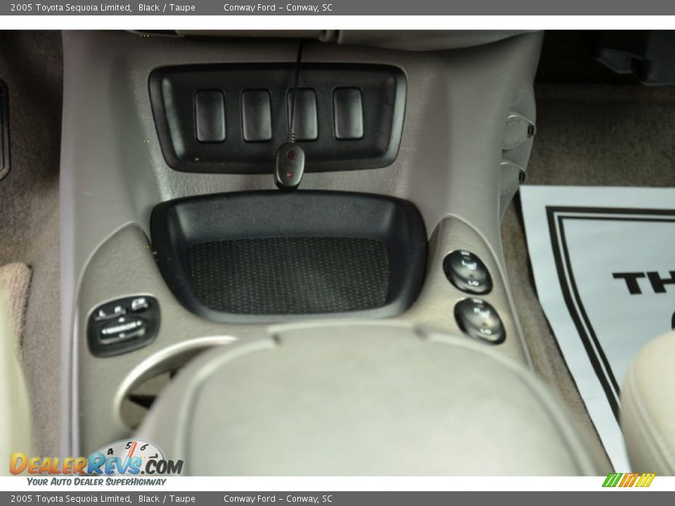 2005 Toyota Sequoia Limited Black / Taupe Photo #21
