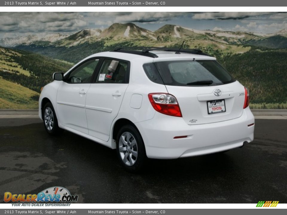 2013 Toyota Matrix S Super White / Ash Photo #2
